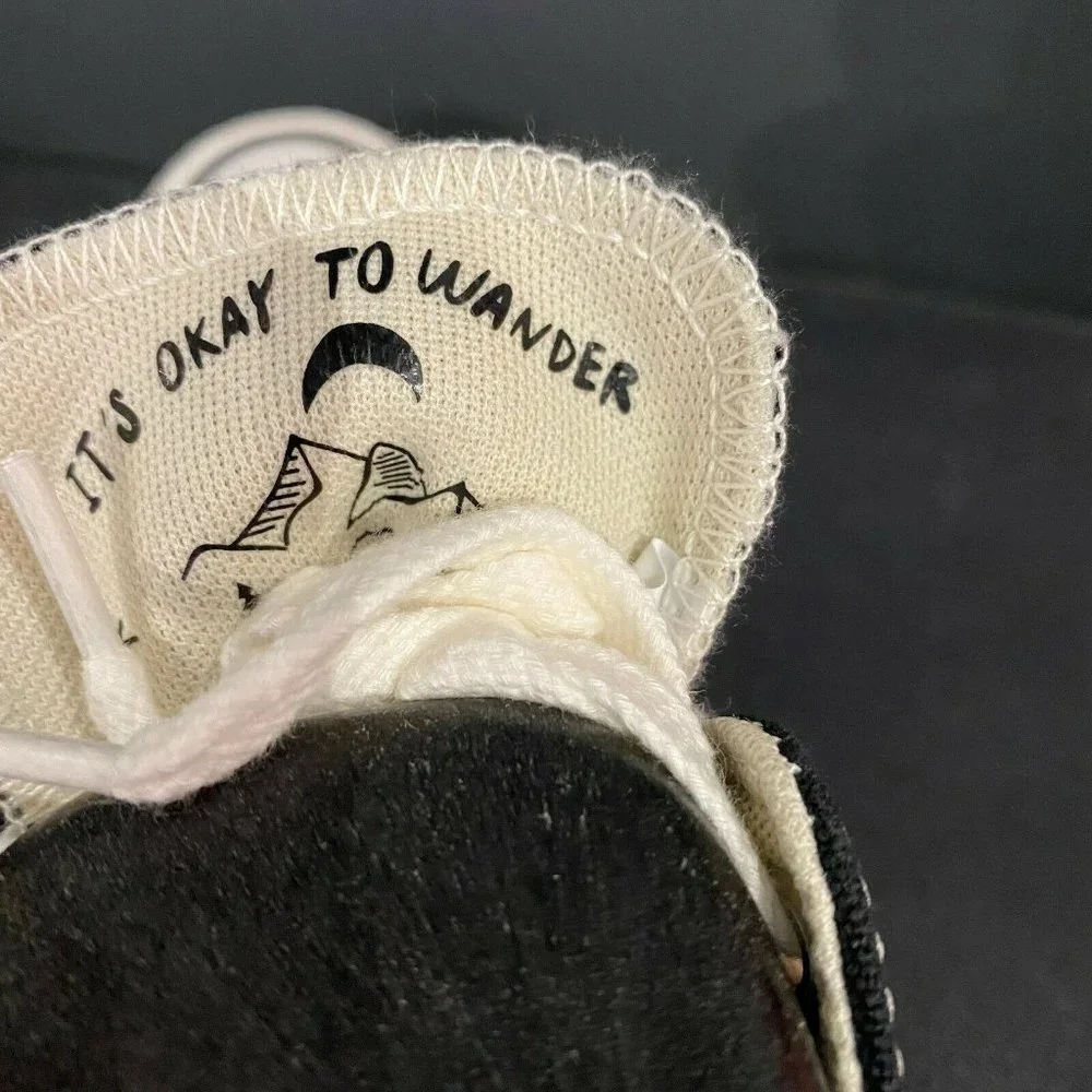 New Women's Converse CTAS 'It's Okay To Wander' - Picture 4 of 4